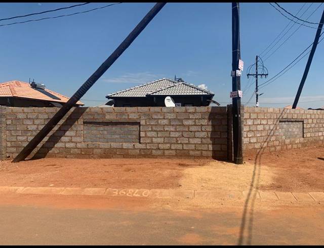 3 BEDROOM HOUSE FOR SALE IN PROTEA GLEN EXT